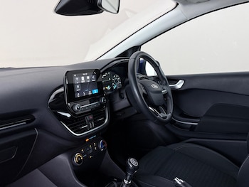 Used Ford Fiesta 2018 for sale - 78966382: Photo