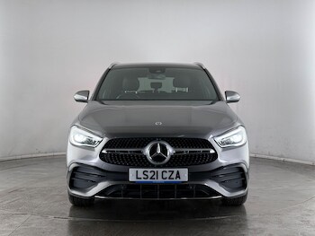 Used Mercedes-Benz GLA 2021 for sale - 77067242: Photo