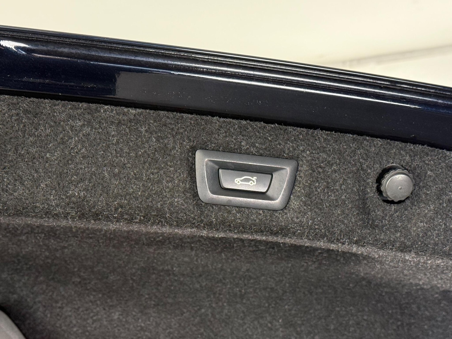 Used BMW 5 Series 2018 for sale - 76467288: Photo 12