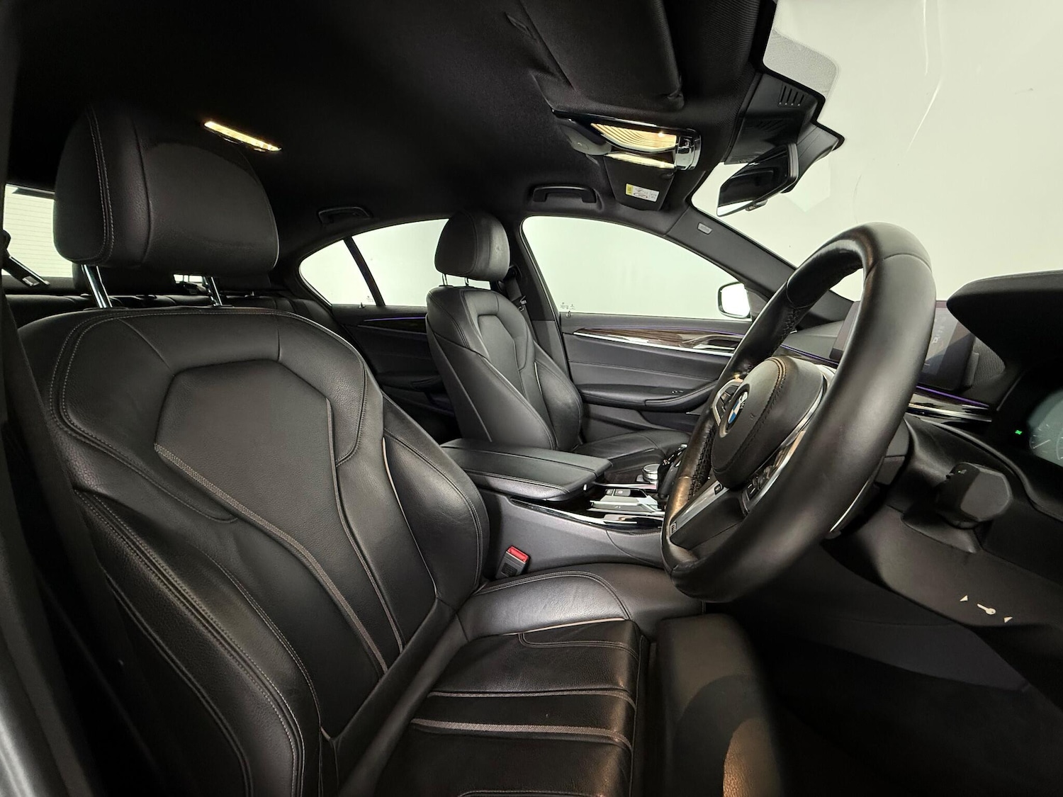 Used BMW 5 Series 2018 for sale - 76467288: Photo 16