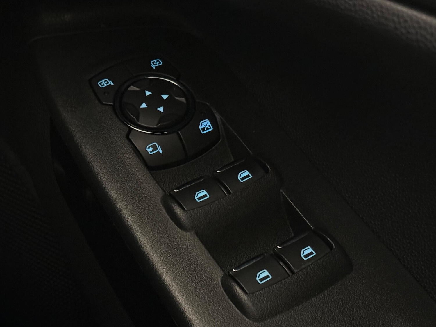 Used Ford Ecosport 2020 for sale - 77260138: Photo 29