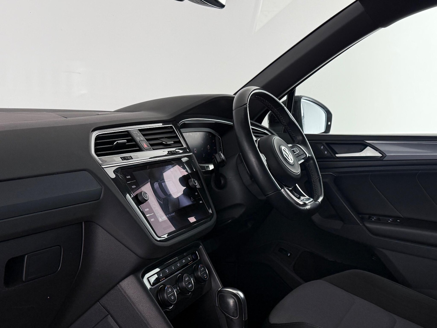 Used Volkswagen Tiguan 2020 for sale - 76466772: Photo 21