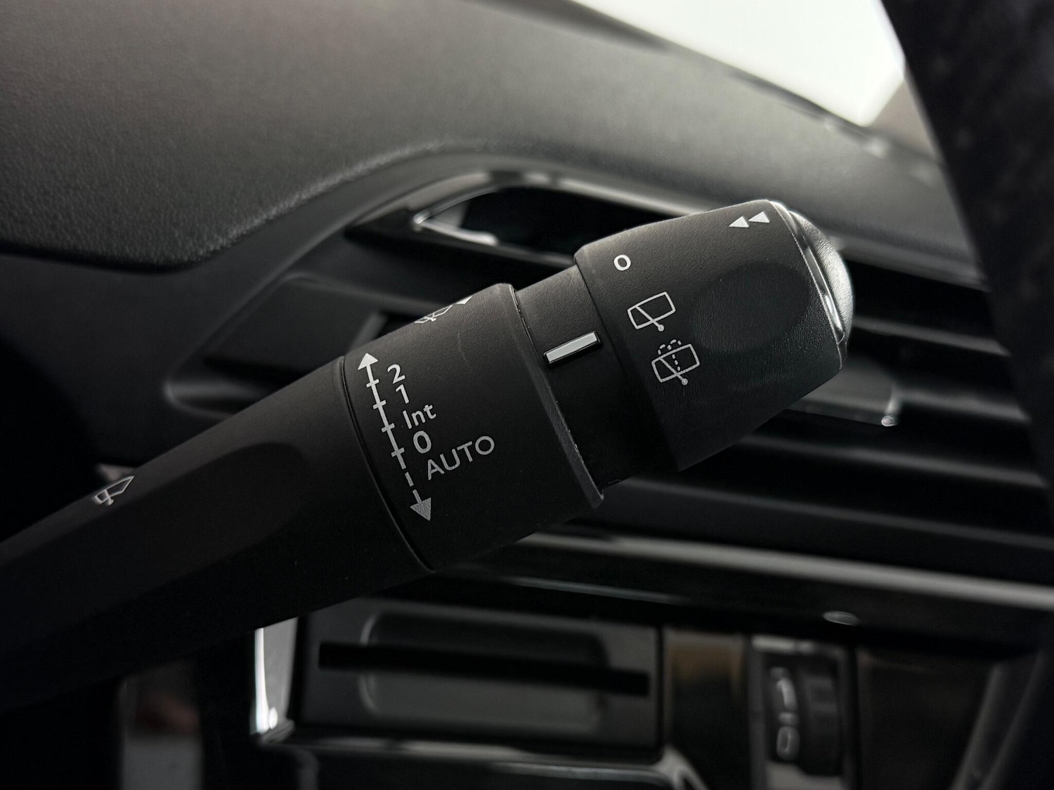 Used Citroen C4 Grand Picasso 2015 for sale - 77246845: Photo 17