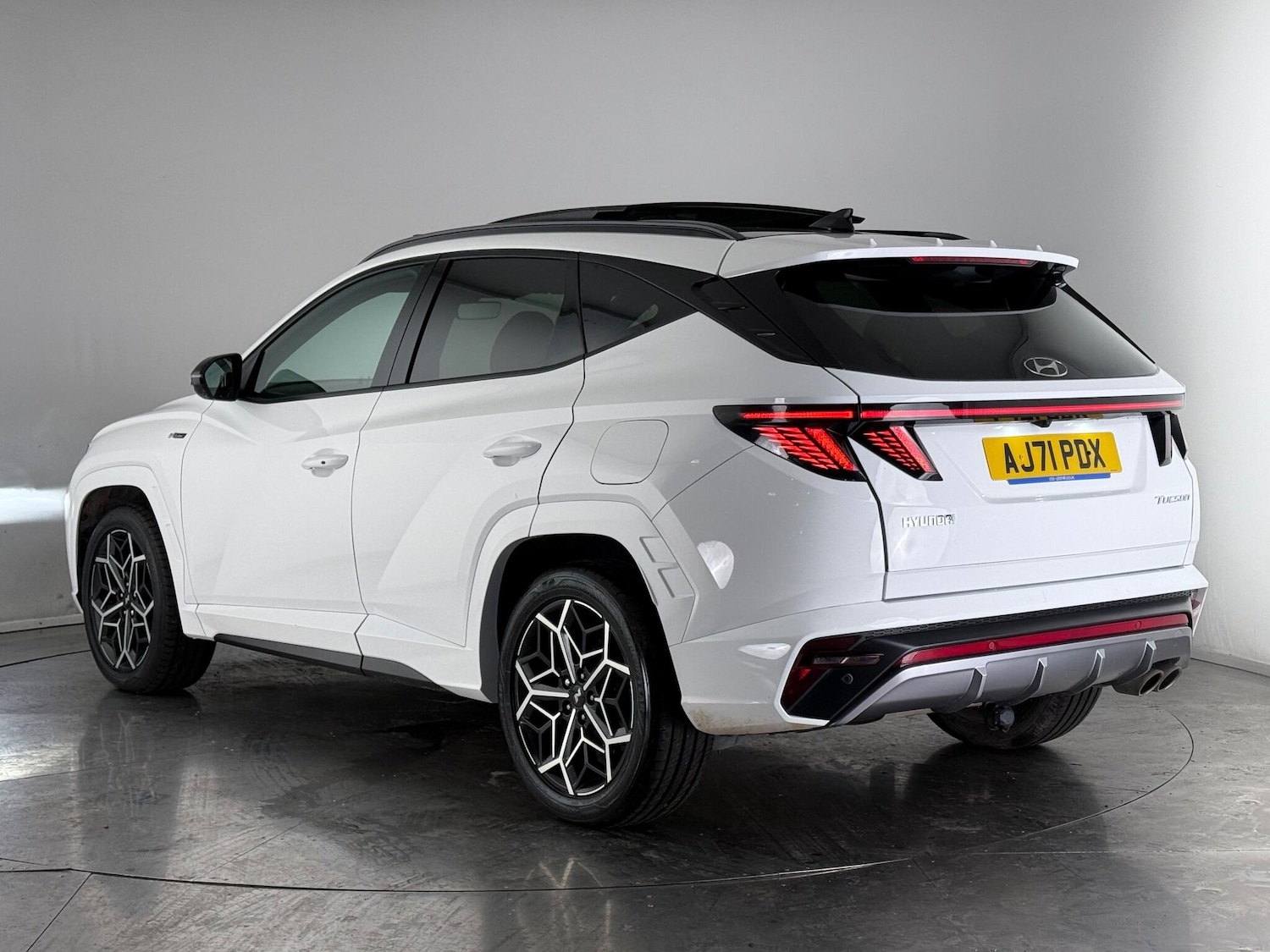 Used Hyundai TUCSON 2022 for sale - 77182301: Photo 3