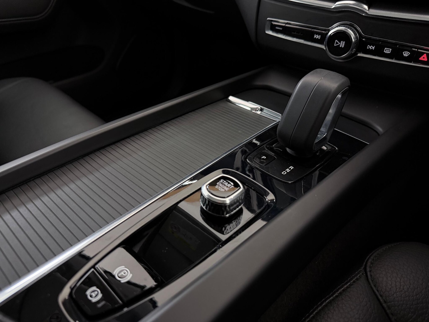 Used Volvo XC60 2022 for sale - 76466953: Photo 46