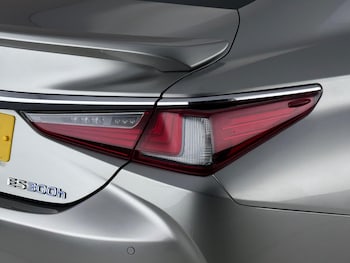 Used Lexus ES 2020 for sale - 78405471: Photo