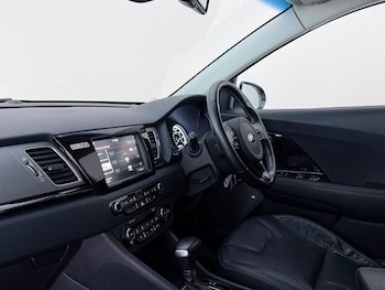 Used Kia Niro 2017 for sale - 79000119: Photo