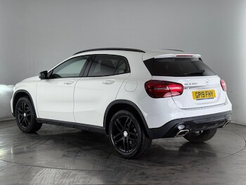 Used Mercedes-Benz GLA 2019 for sale - 75451201: Photo