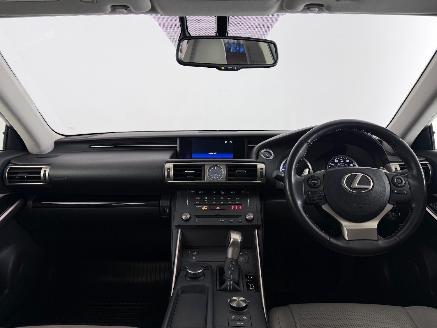 Used Lexus IS 2016 for sale - 77182595: Photo 16