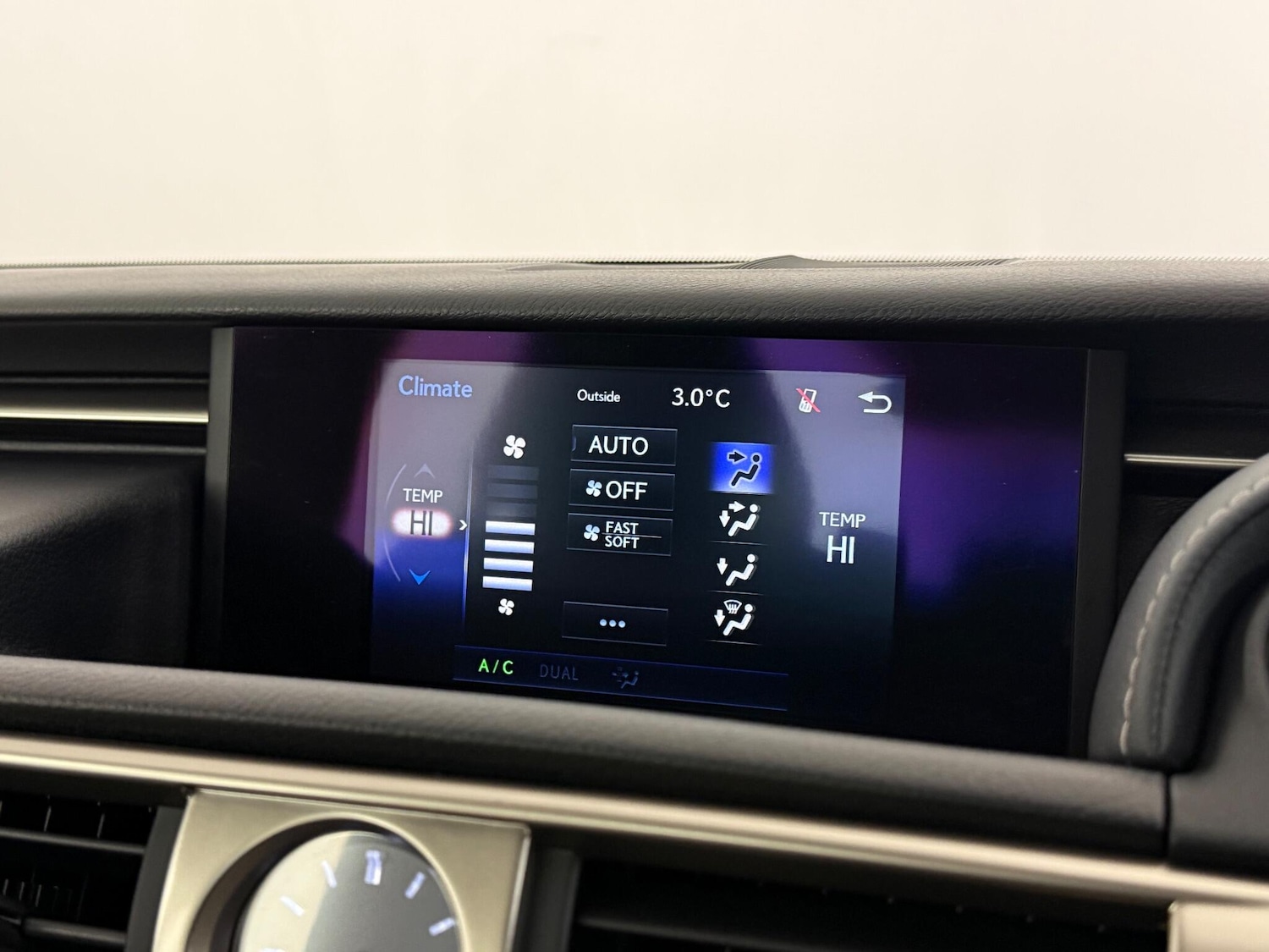 Used Lexus IS 2016 for sale - 77182595: Photo 27