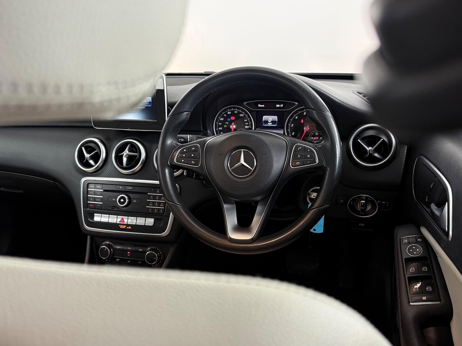 Used Mercedes-Benz A-Class 2016 for sale - 77259647: Photo 12