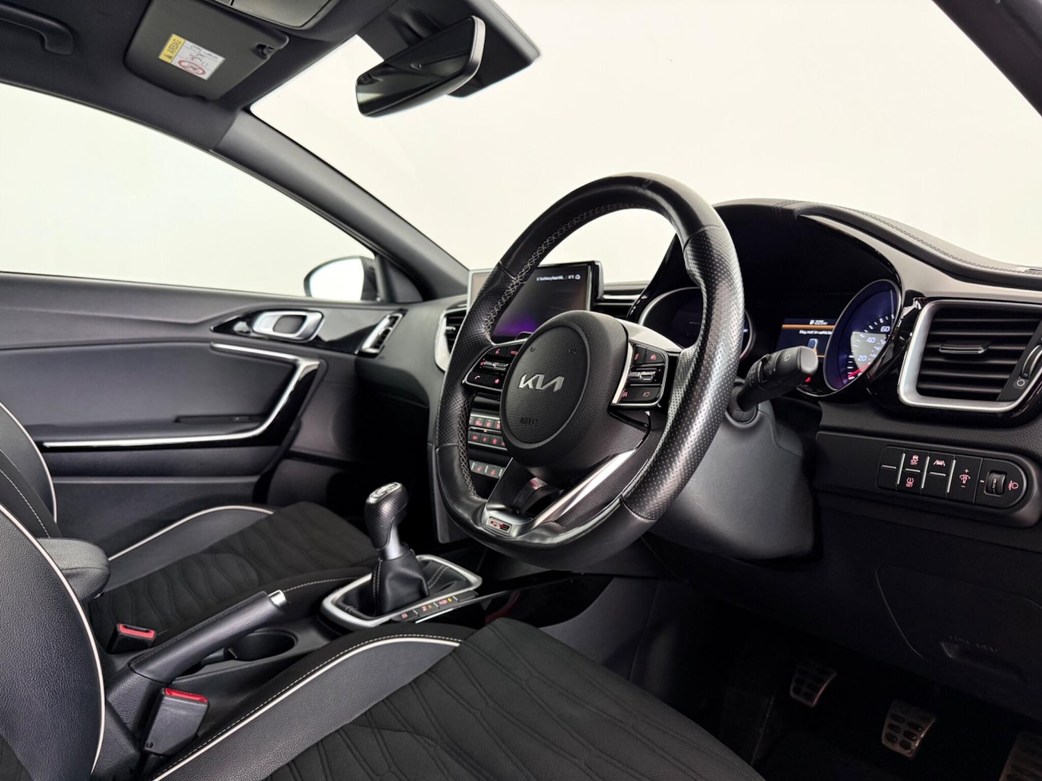 Used Kia Ceed 2022 for sale - 77543477: Photo 10