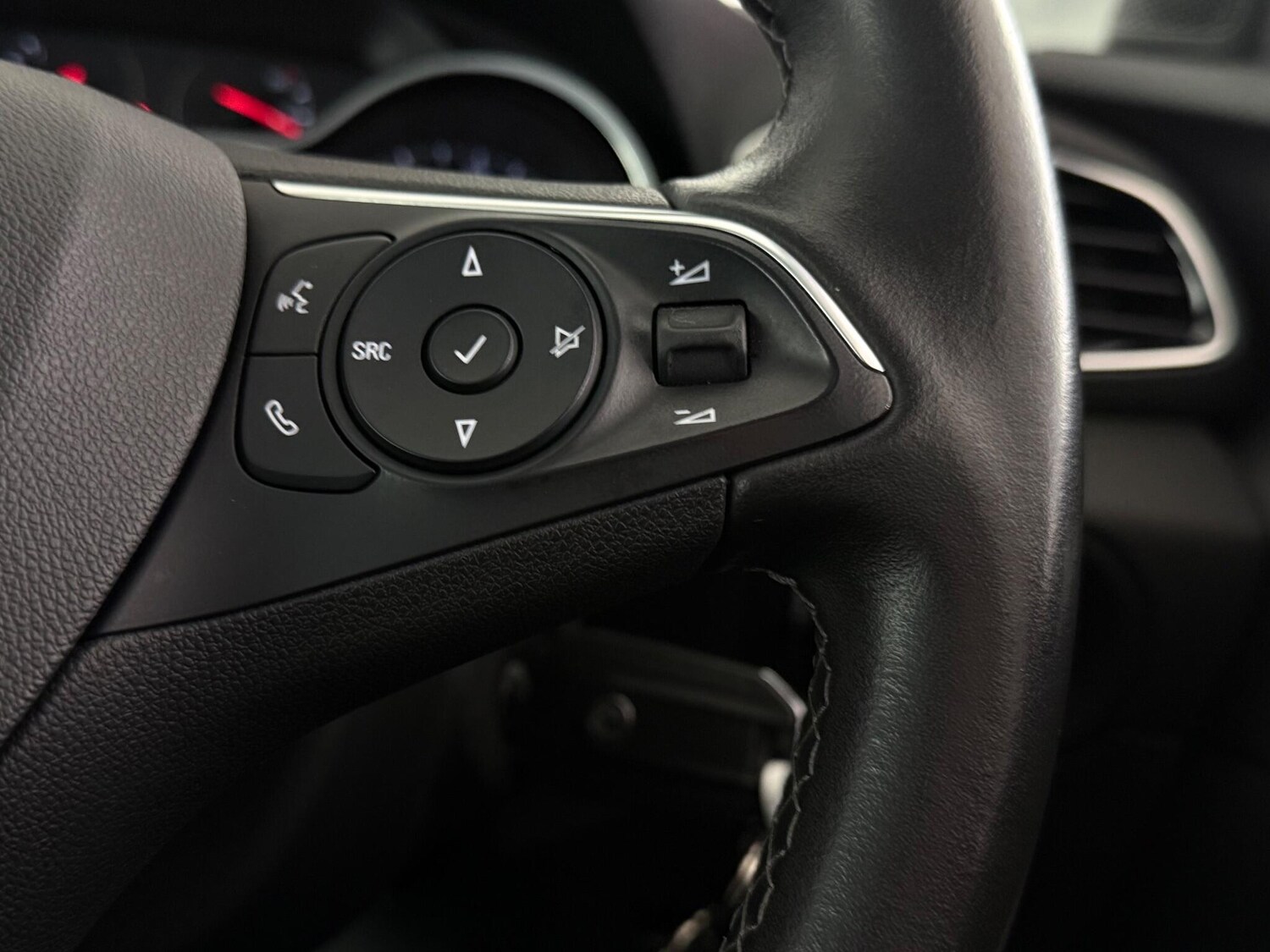 Used Vauxhall Grandland X 2019 for sale - 77260355: Photo 19