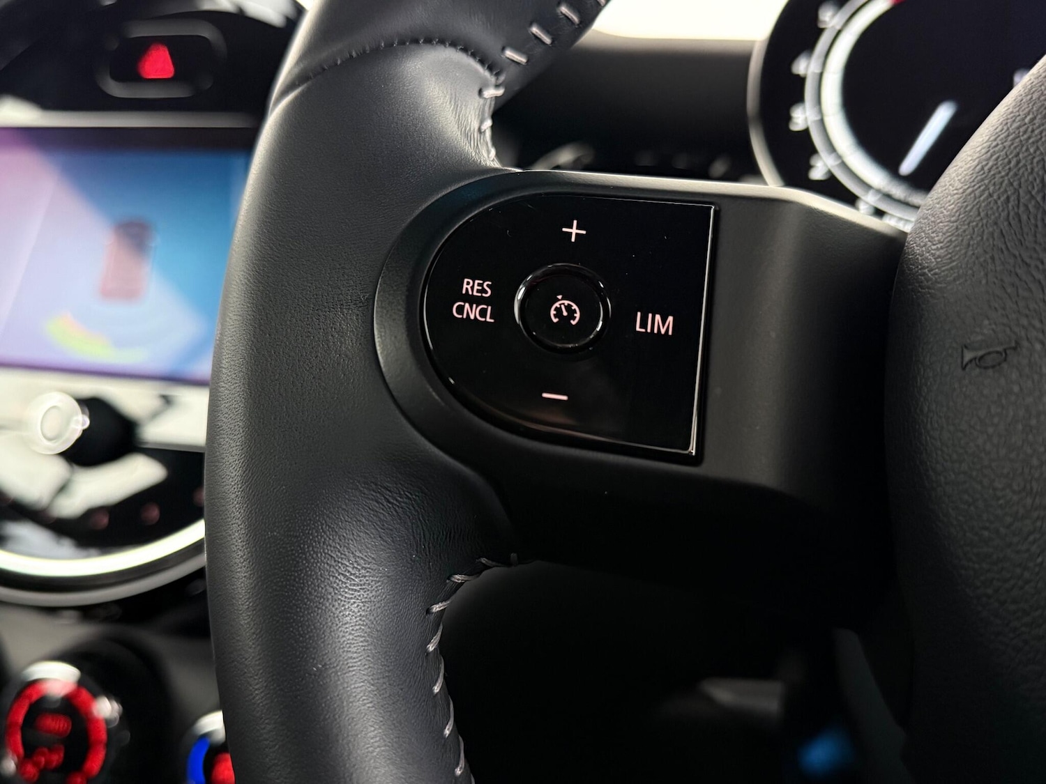 Used MINI Convertible 2022 for sale - 76714354: Photo 28