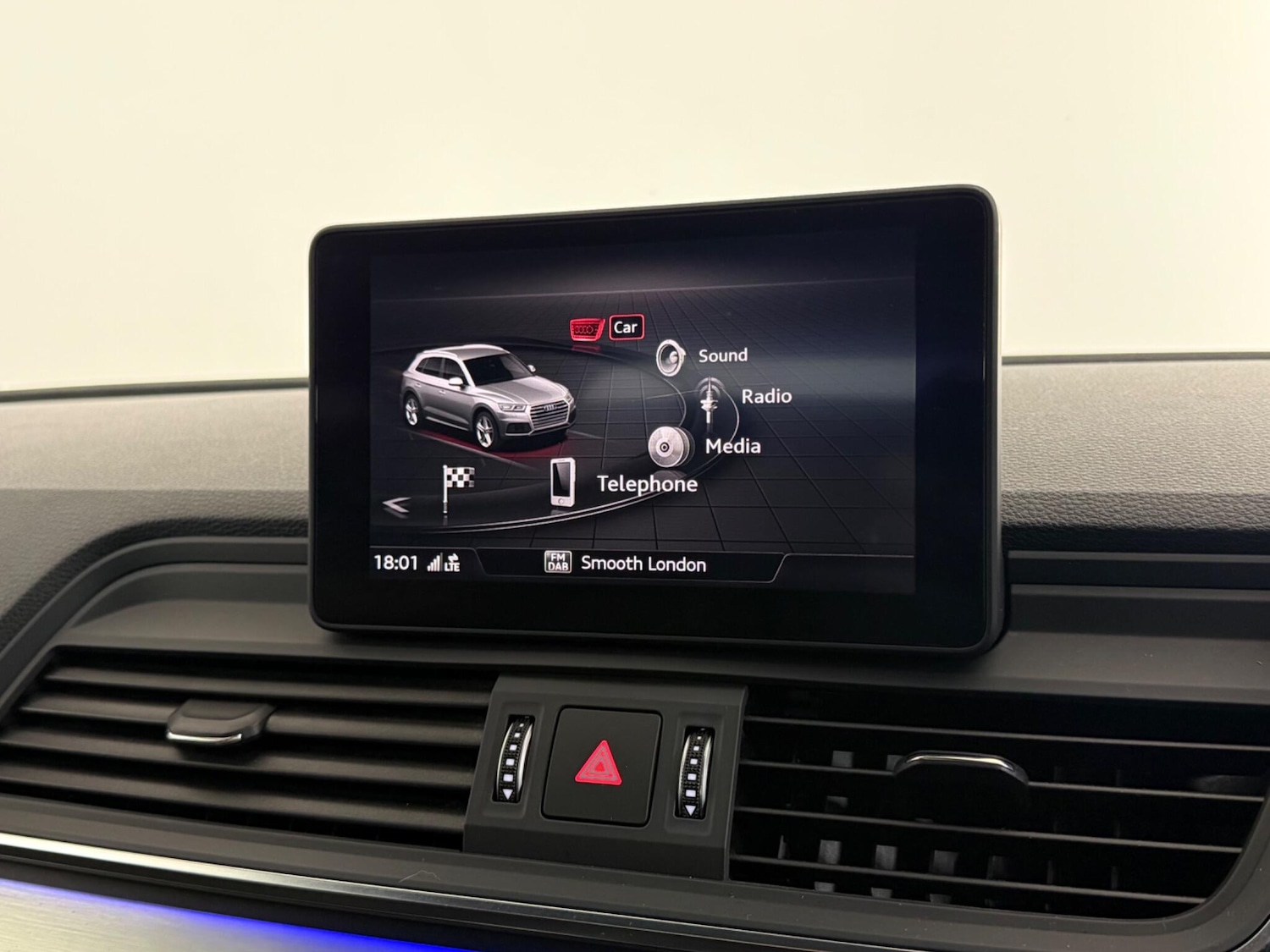 Used Audi Q5 2018 for sale - 77243682: Photo 24