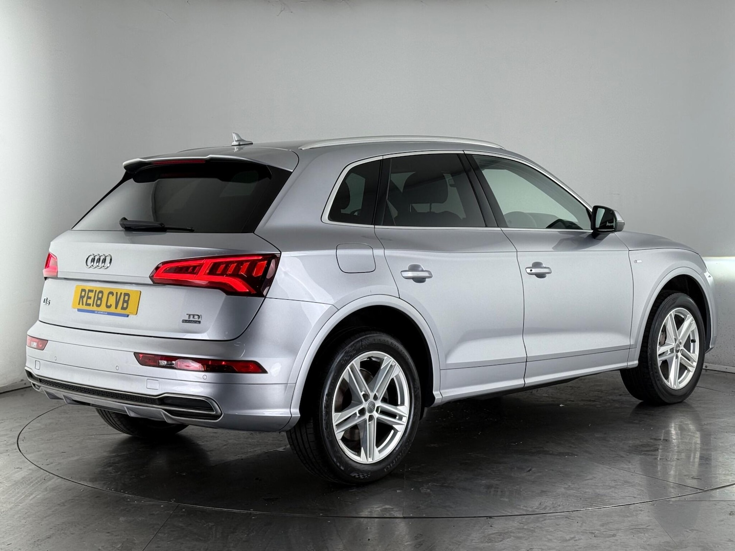 Used Audi Q5 2018 for sale - 77243682: Photo 4