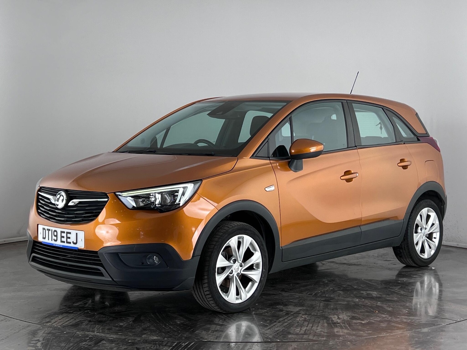 Used Vauxhall Crossland X 2019 for sale - 76925959: Photo 3