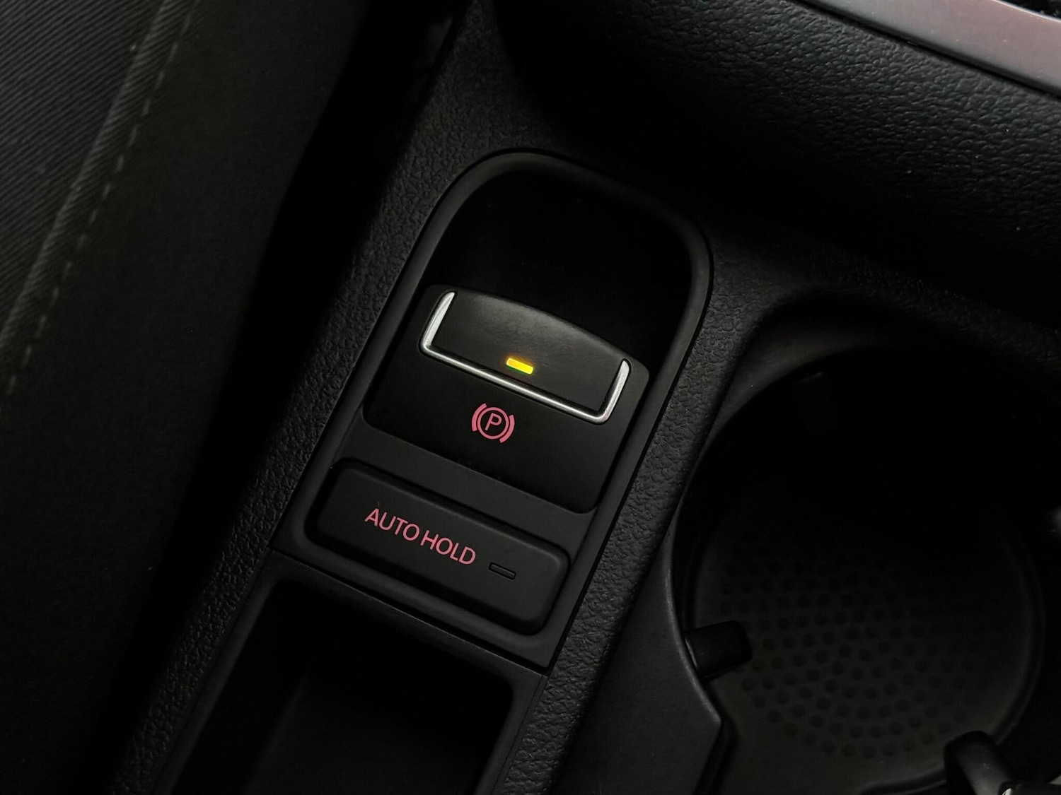 Used Volkswagen Tiguan 2015 for sale - 77550818: Photo 32