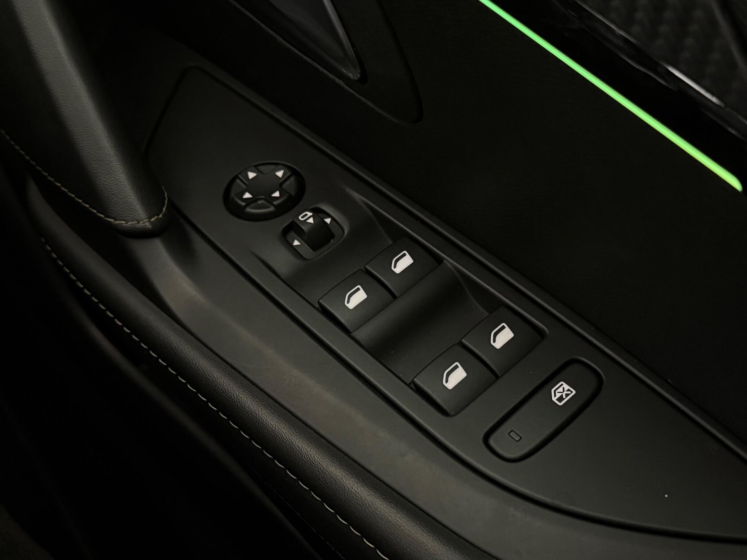 Used Peugeot 208 2023 for sale - 76466911: Photo 28