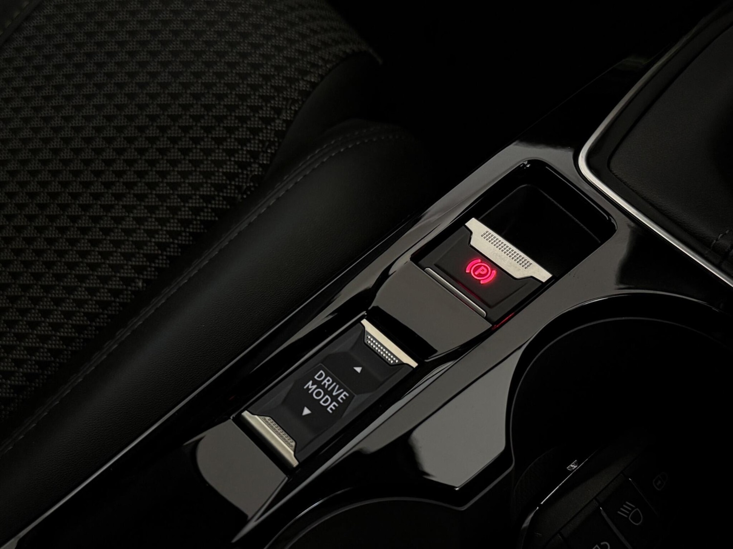 Used Peugeot 208 2023 for sale - 76466911: Photo 42