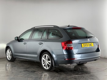 Used Skoda Octavia 2019 for sale - 77883657: Photo