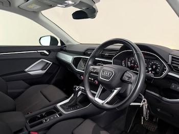 Used Audi Q3 2023 for sale - 79189179: Photo