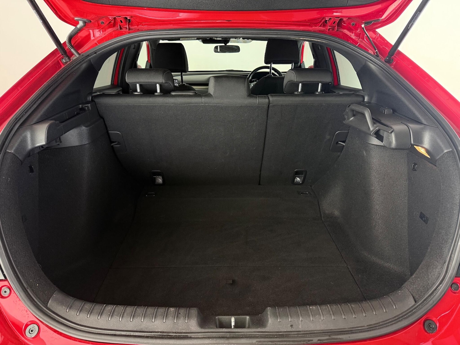 Used Honda Civic 2018 for sale - 76549223: Photo 13