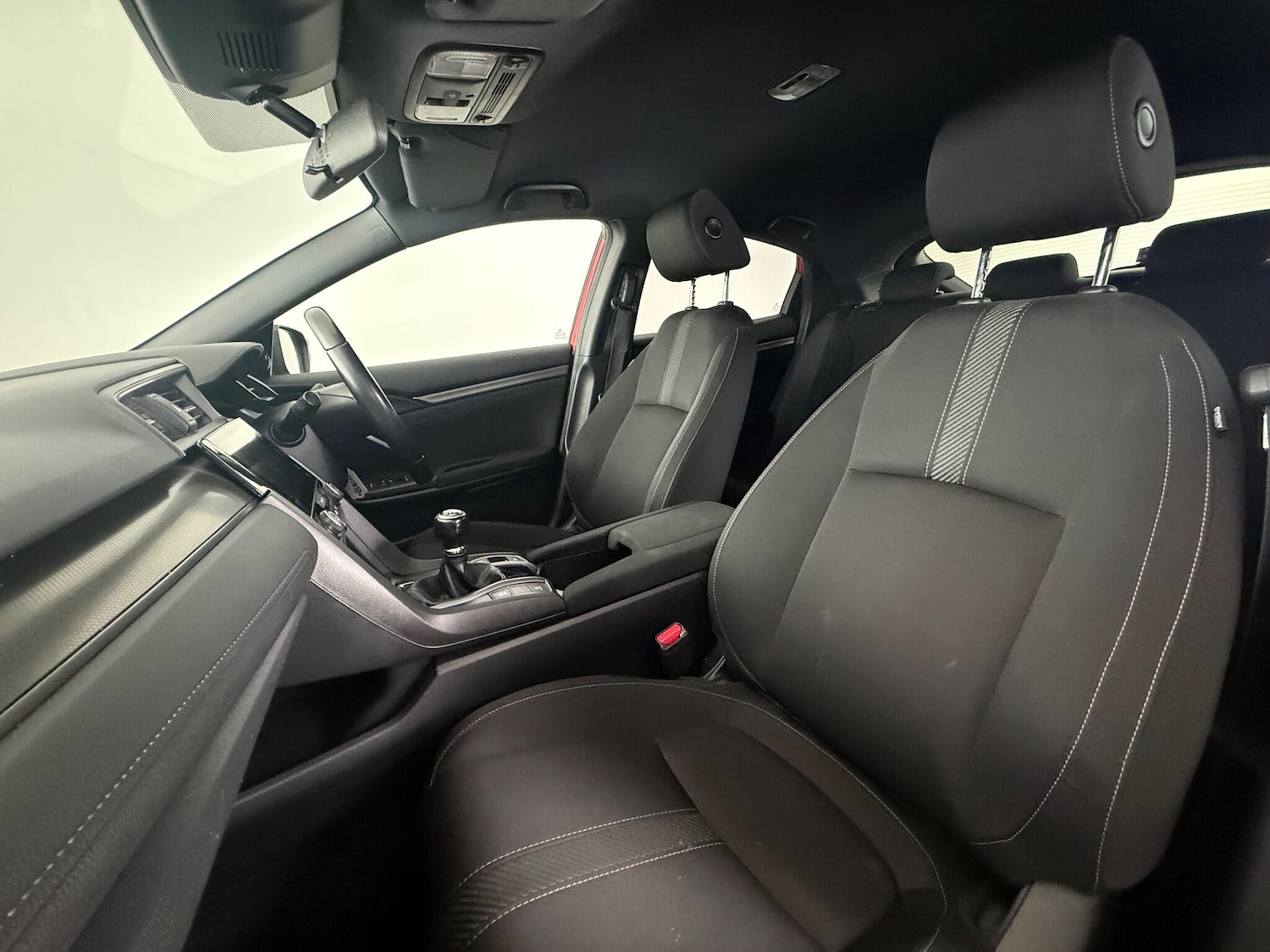 Used Honda Civic 2018 for sale - 76549223: Photo 18