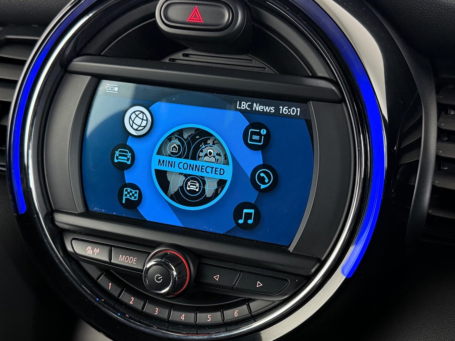 Used MINI Convertible 2019 for sale - 77246392: Photo 30