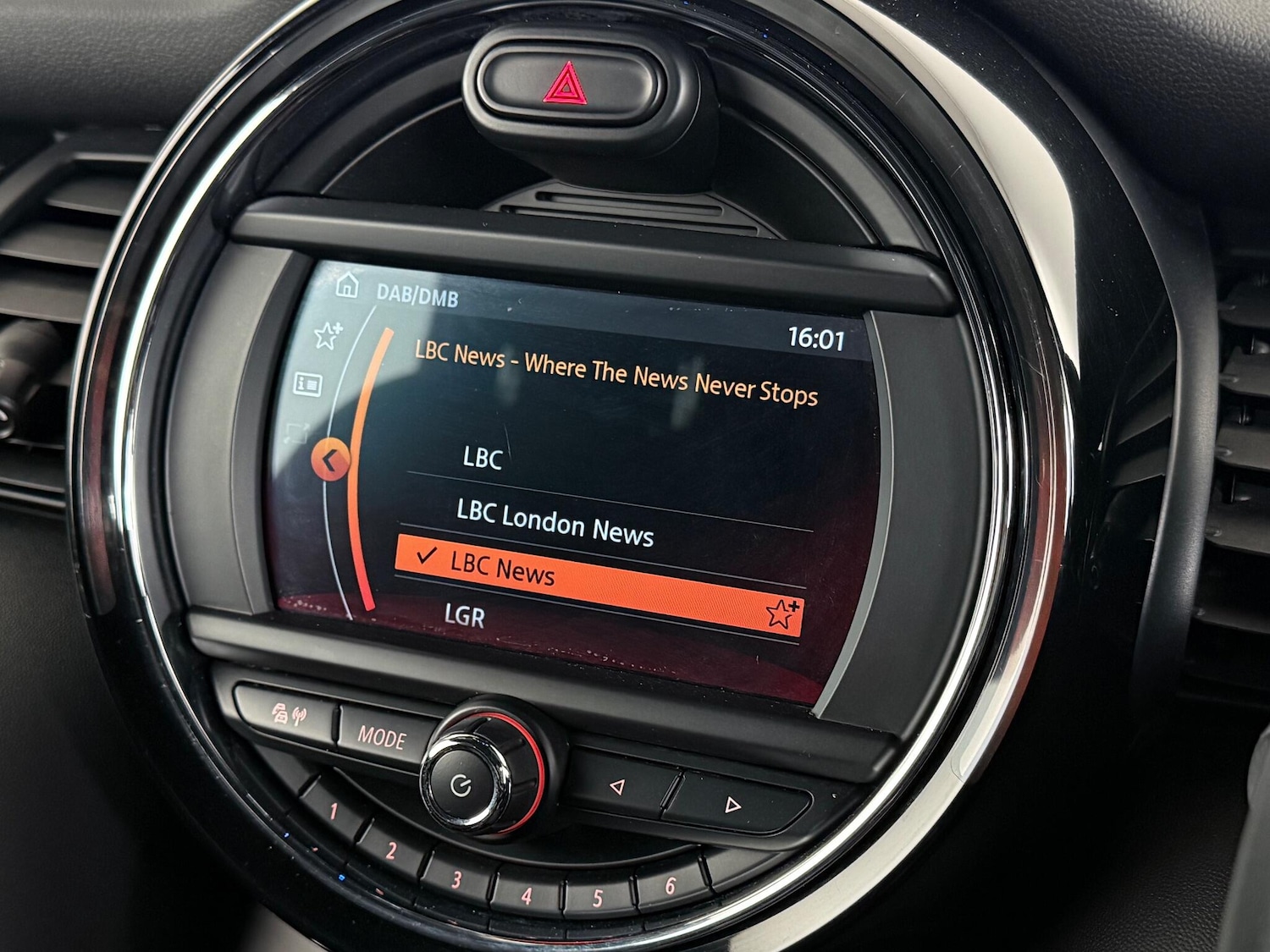 Used MINI Convertible 2019 for sale - 77246392: Photo 31