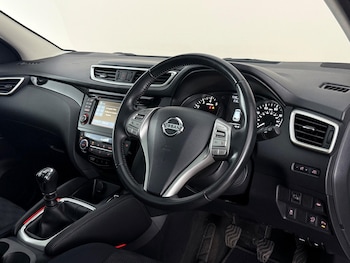 Used Nissan Qashqai 2016 for sale - 78911813: Photo