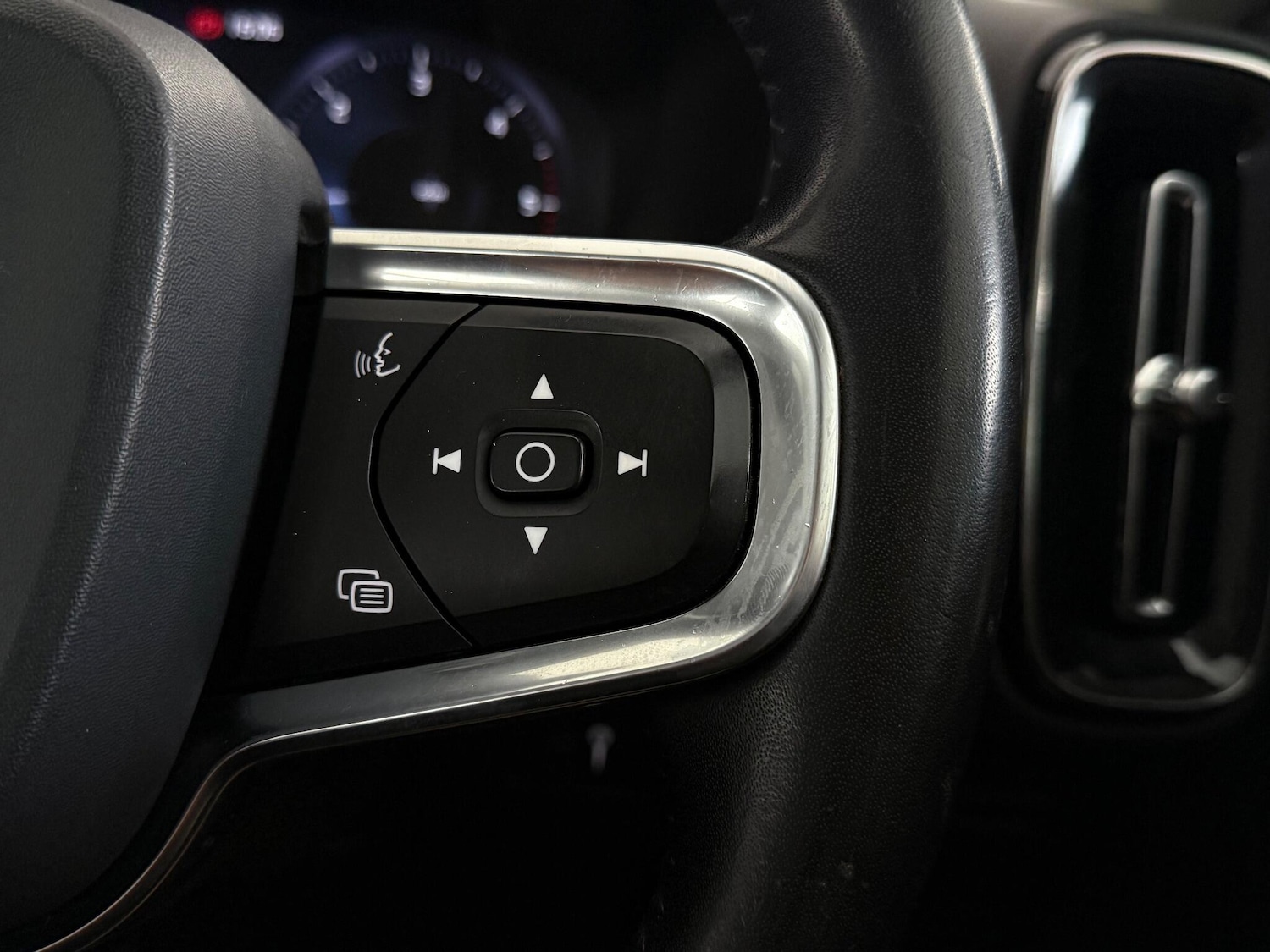 Used Volvo XC40 2020 for sale - 76666654: Photo 26