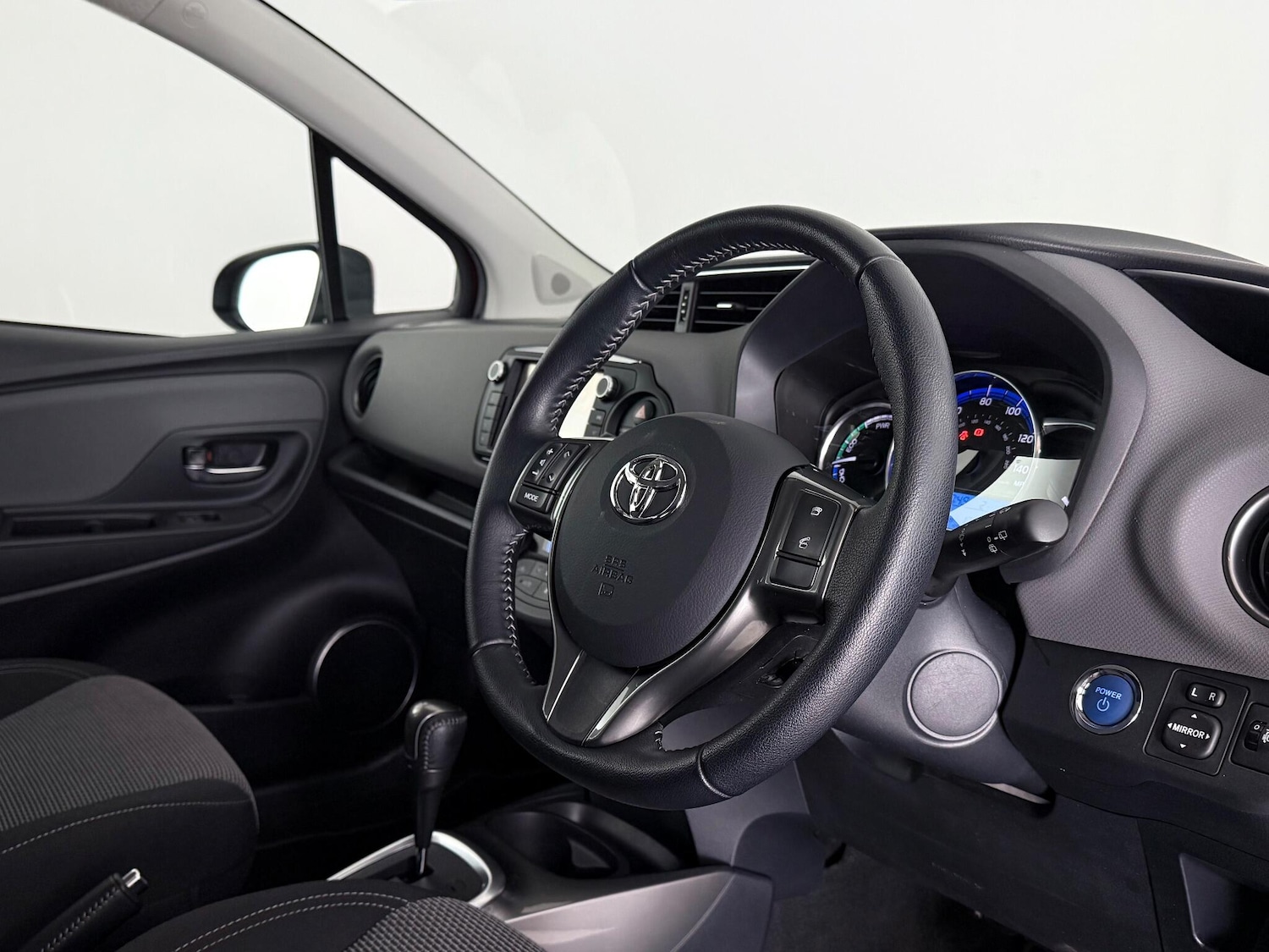 Used Toyota Yaris 2016 for sale - 77182612: Photo 15