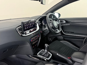 Used Kia Ceed 2023 for sale - 78843628: Photo