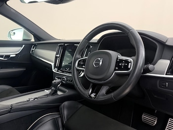 Used Volvo S90 2018 for sale - 78966368: Photo
