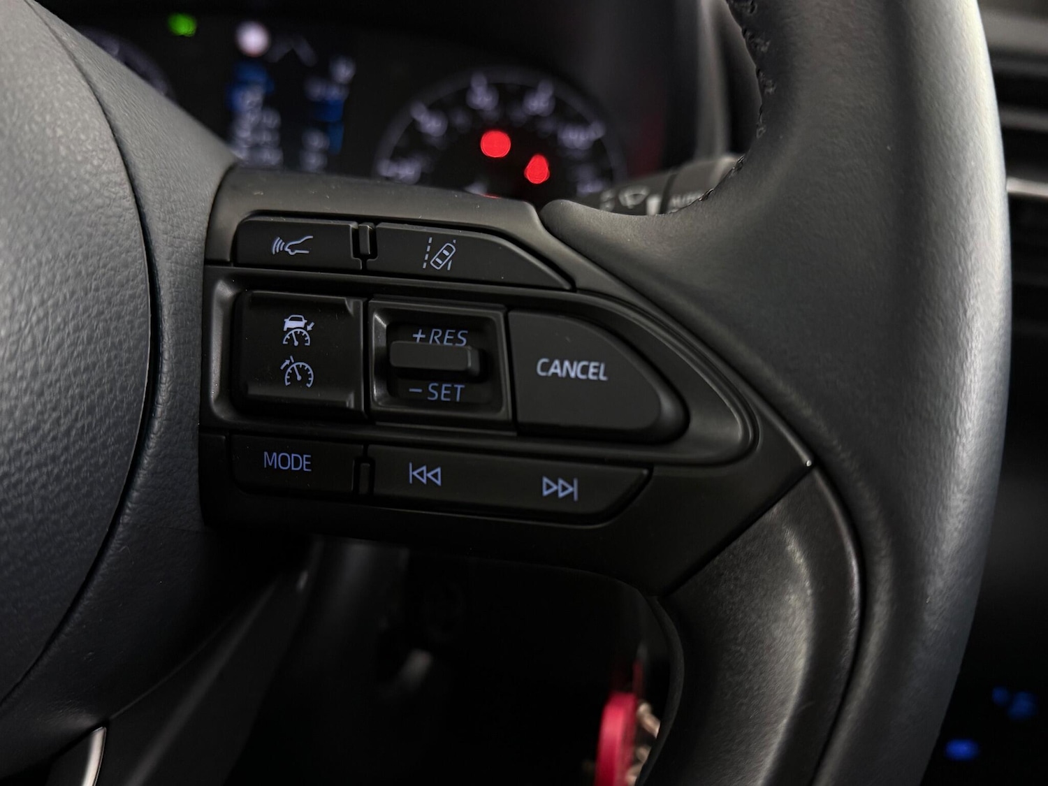 Used Toyota Yaris 2022 for sale - 77222043: Photo 18