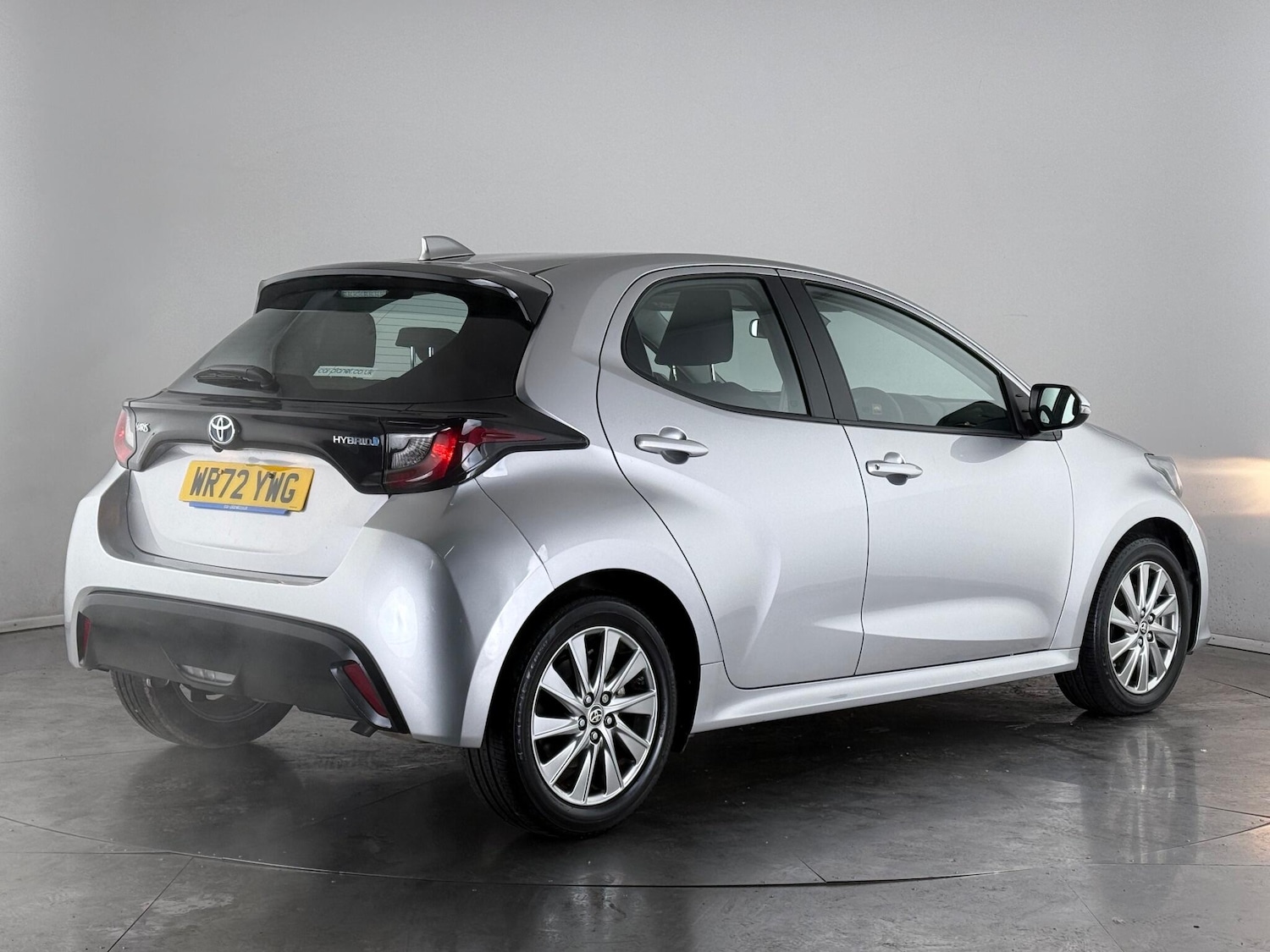 Used Toyota Yaris 2022 for sale - 77222043: Photo 6