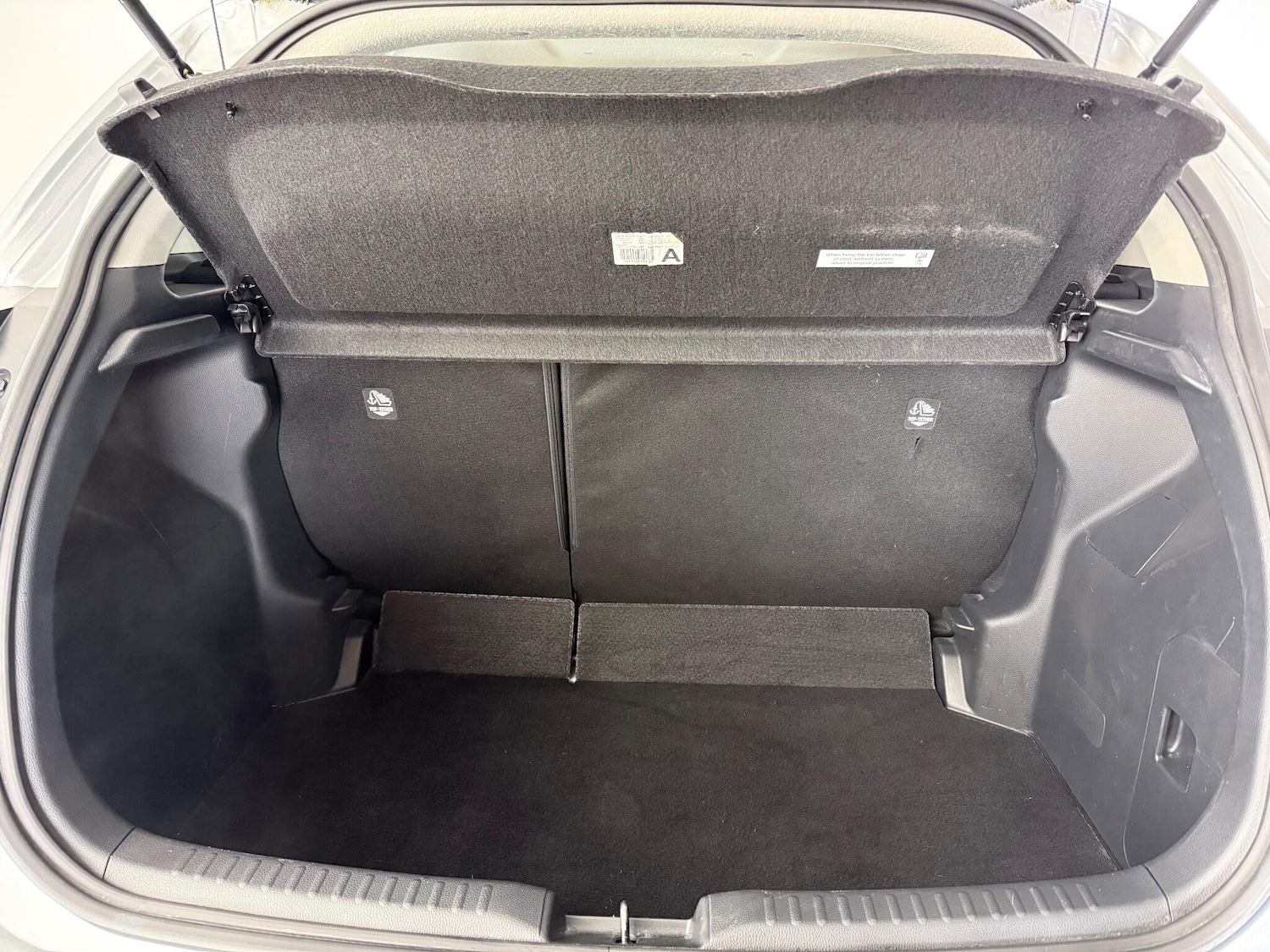 Used Toyota Yaris 2022 for sale - 77222043: Photo 9