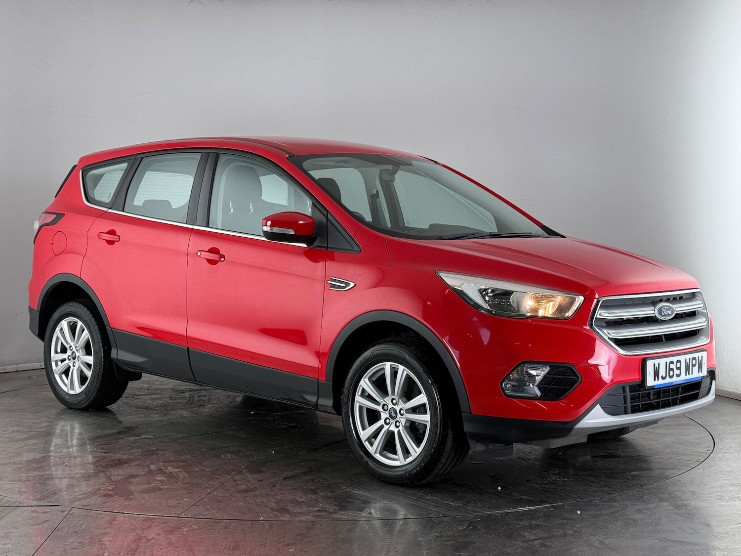 Used Ford Kuga 2019 for sale - 77183107: Photo 1