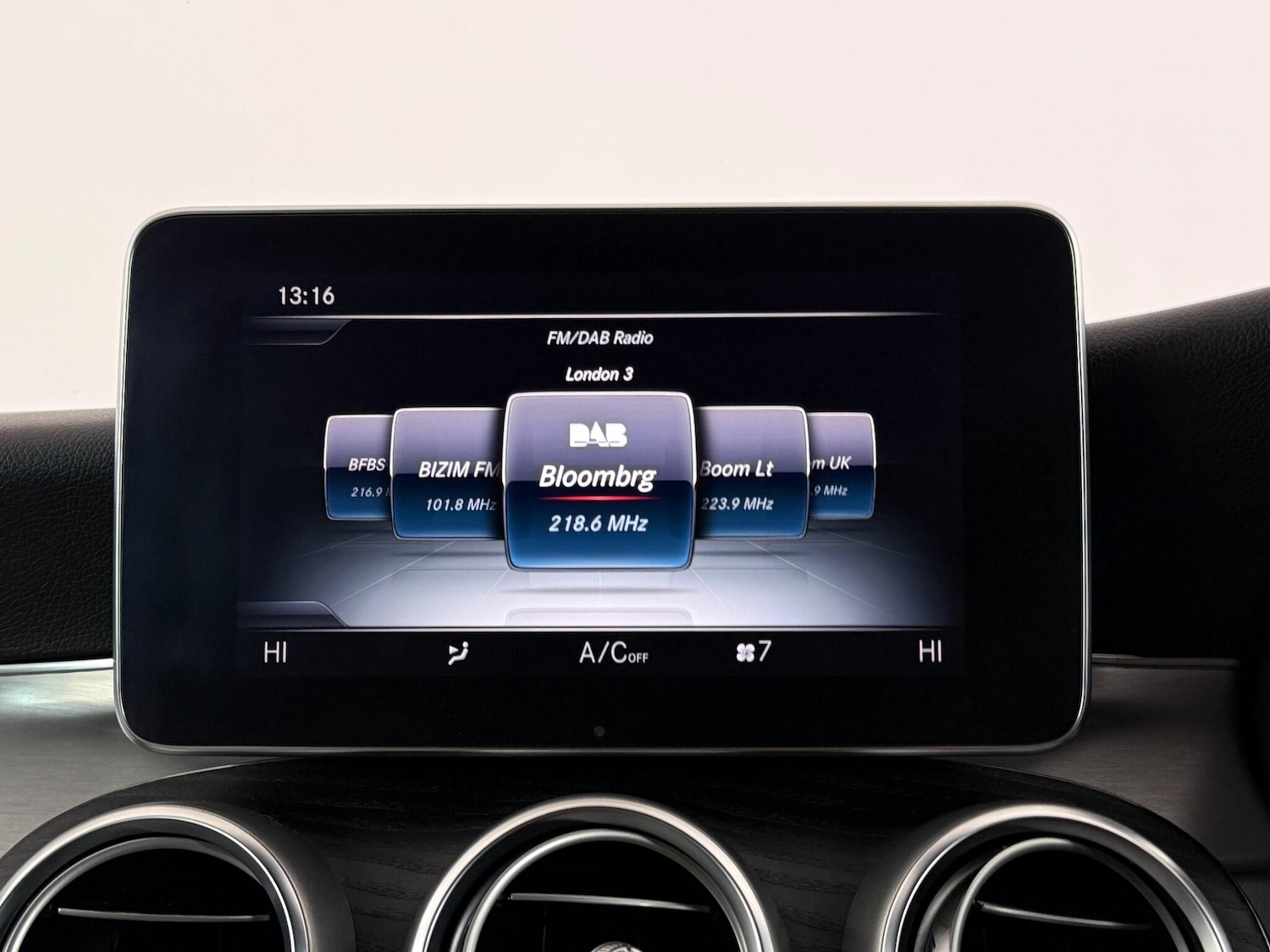 Used Mercedes-Benz C Class 2017 for sale - 77222021: Photo 24