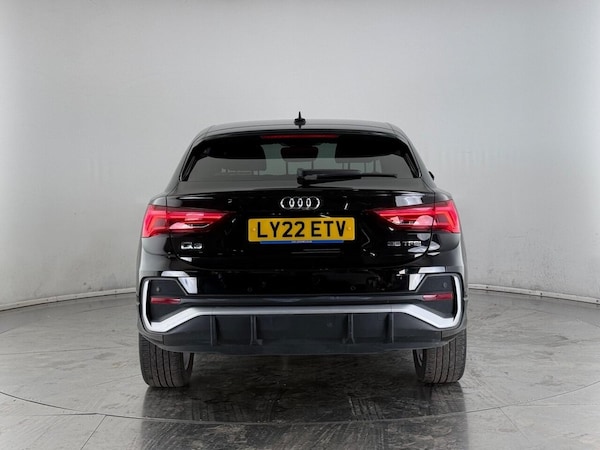 Used Audi Q3 2022 for sale - 76203518: Photo 9