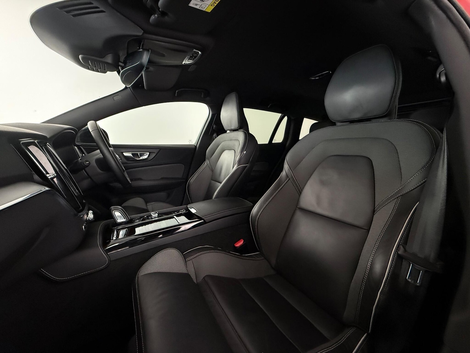 Used Volvo V60 2022 for sale - 77932455: Photo 10