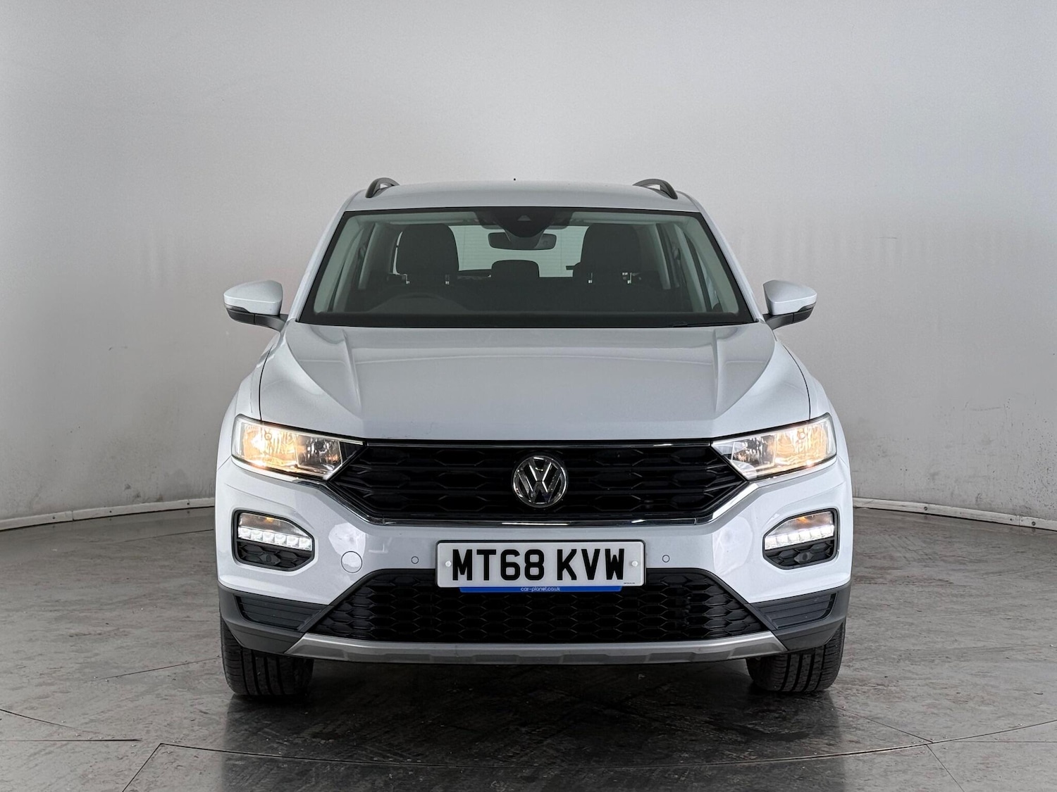 Used Volkswagen T-Roc 2018 for sale - 77217643: Photo 5