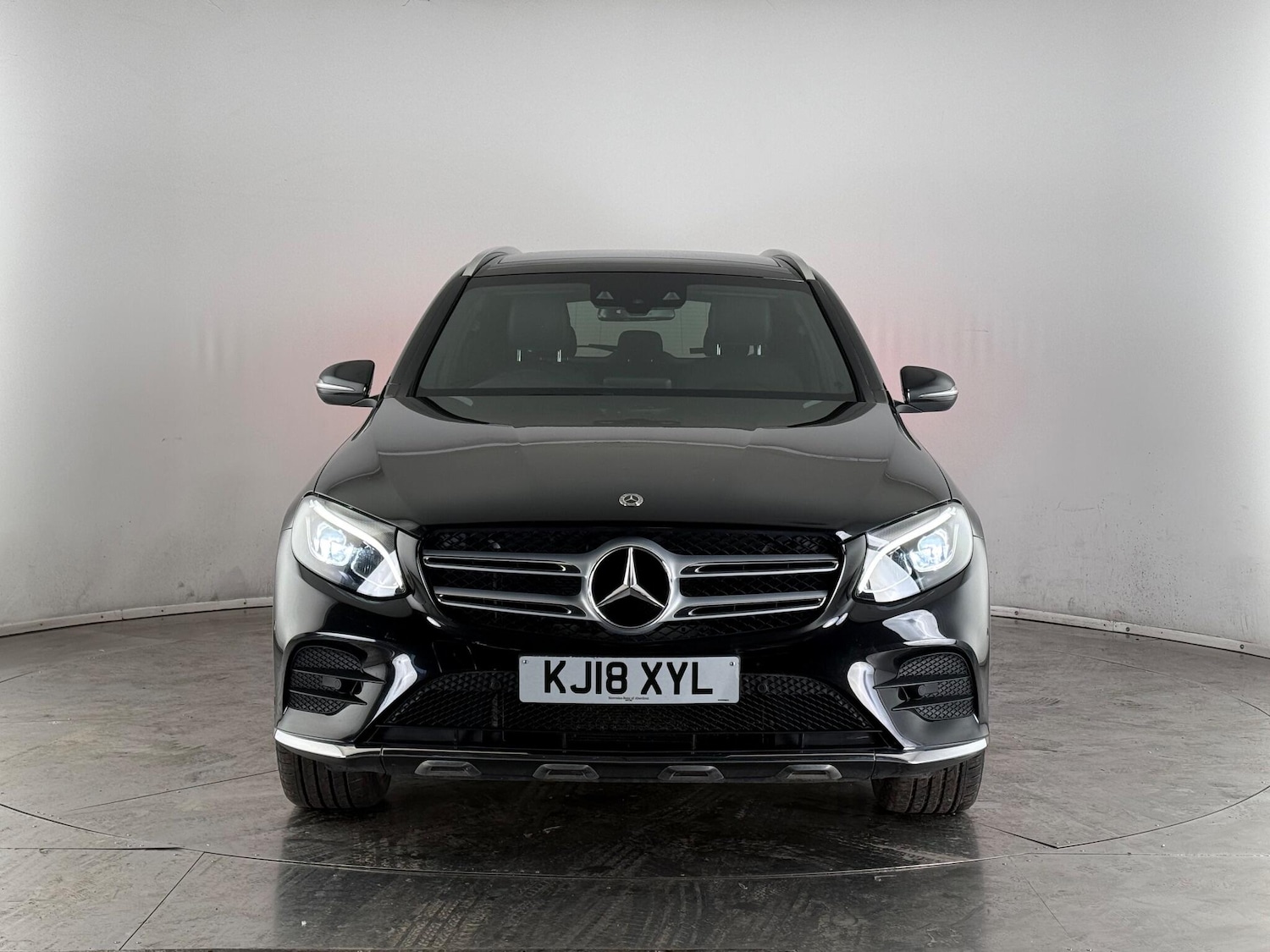 Used Mercedes-Benz GLC 2018 for sale - 76466867: Photo 3