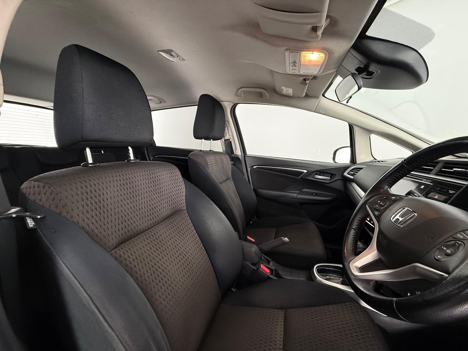 Used Honda Jazz 2018 for sale - 77216499: Photo 10