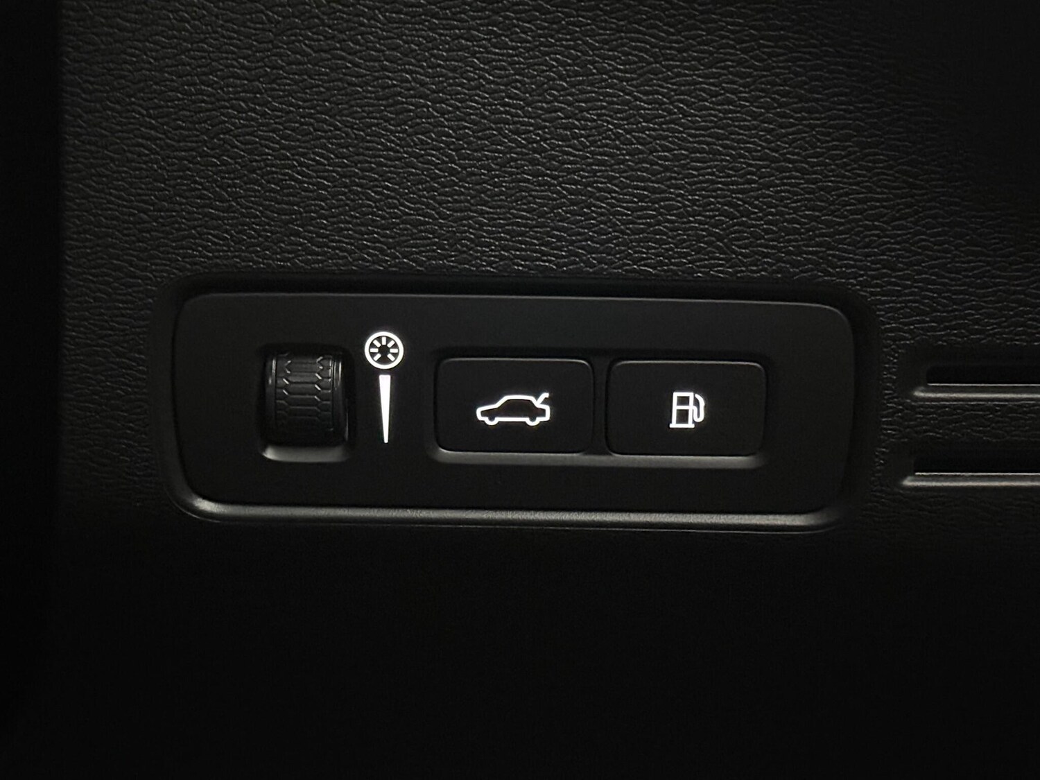 Used Volvo XC40 2020 for sale - 77246371: Photo 20