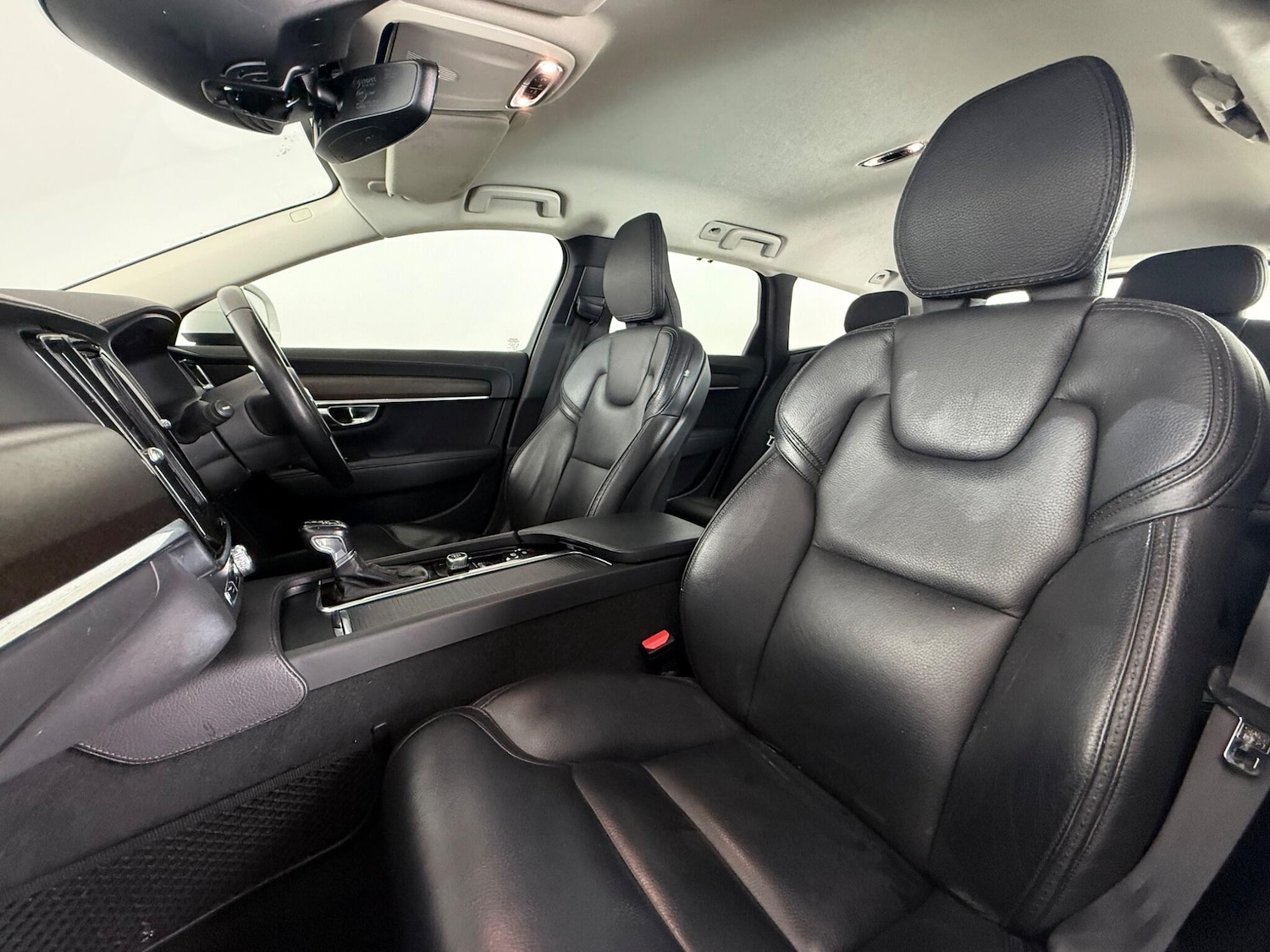 Used Volvo V90 2018 for sale - 77182488: Photo 15