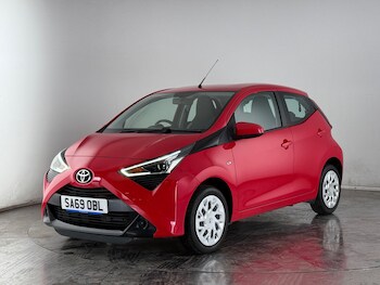 Used Toyota AYGO 2019 for sale - 77799542: Photo