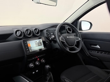 Used Dacia Duster 2023 for sale - 79107582: Photo