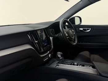 Used Volvo XC60 2019 for sale - 79691710: Photo